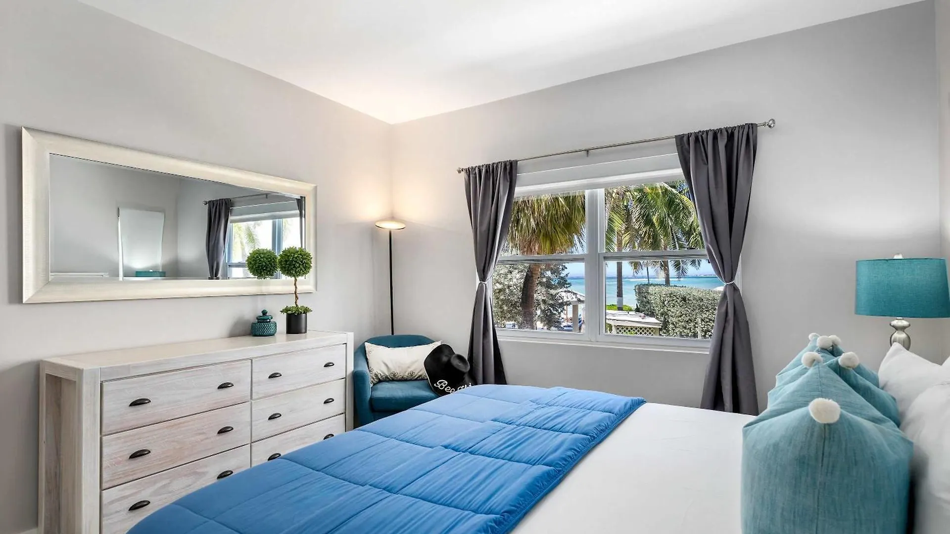 Holiday home Tamarind Bay 3Bd On Seven Mile Beach George Town Cayman Islands