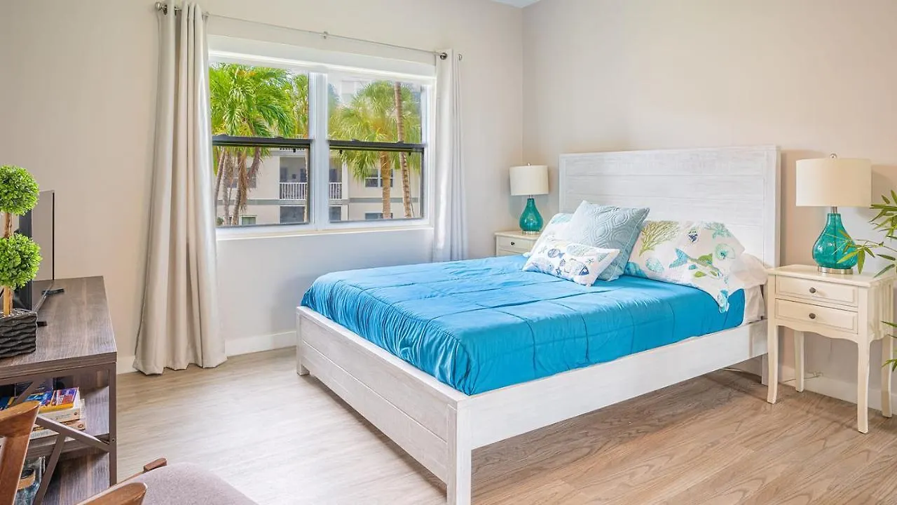Tamarind Bay 3Bd On Seven Mile Beach George Town