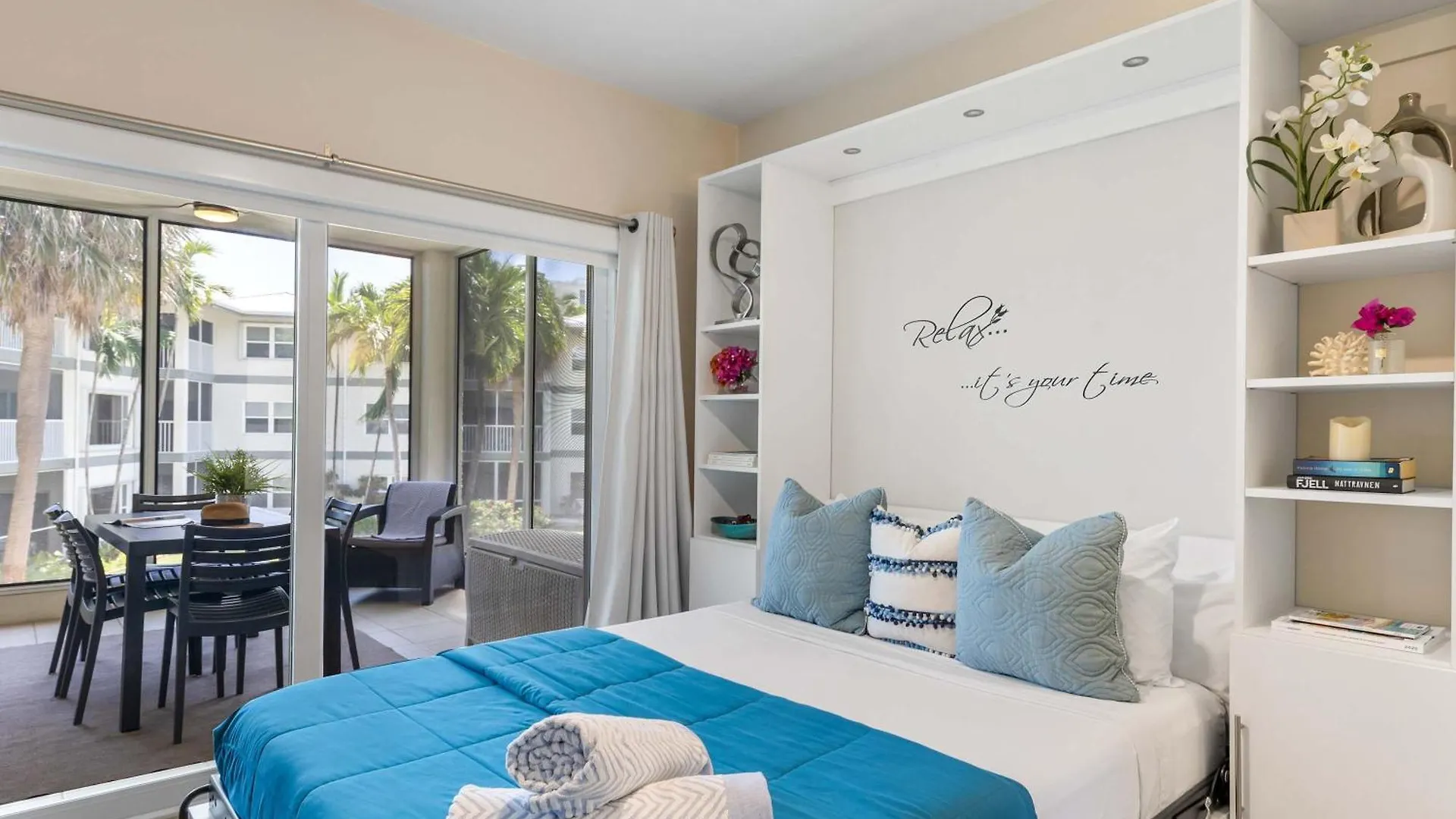 Vakantiehuis Tamarind Bay 3Bd On Seven Mile Beach George Town